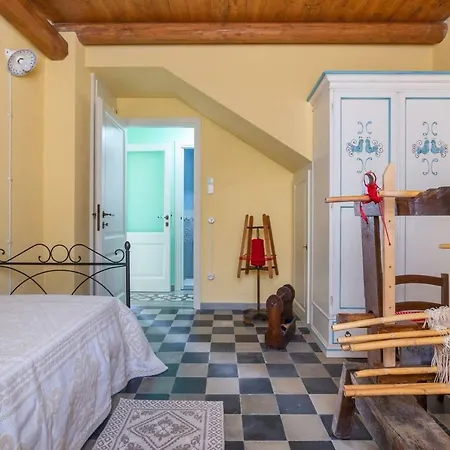 Antica Dimora Dell'arcolaio Prázdninový dům Nurachi