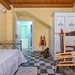 Antica Dimora Dell'arcolaio Holiday home Nurachi