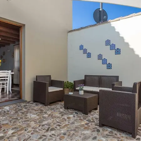 בית נופש Antica Dimora Dell'arcolaio Nurachi